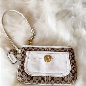 Coach Wristlet "like new"